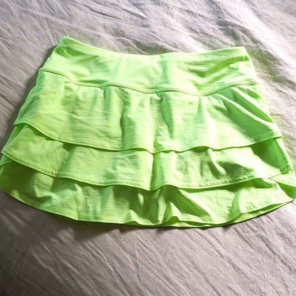 Athleta skirt ( skort)